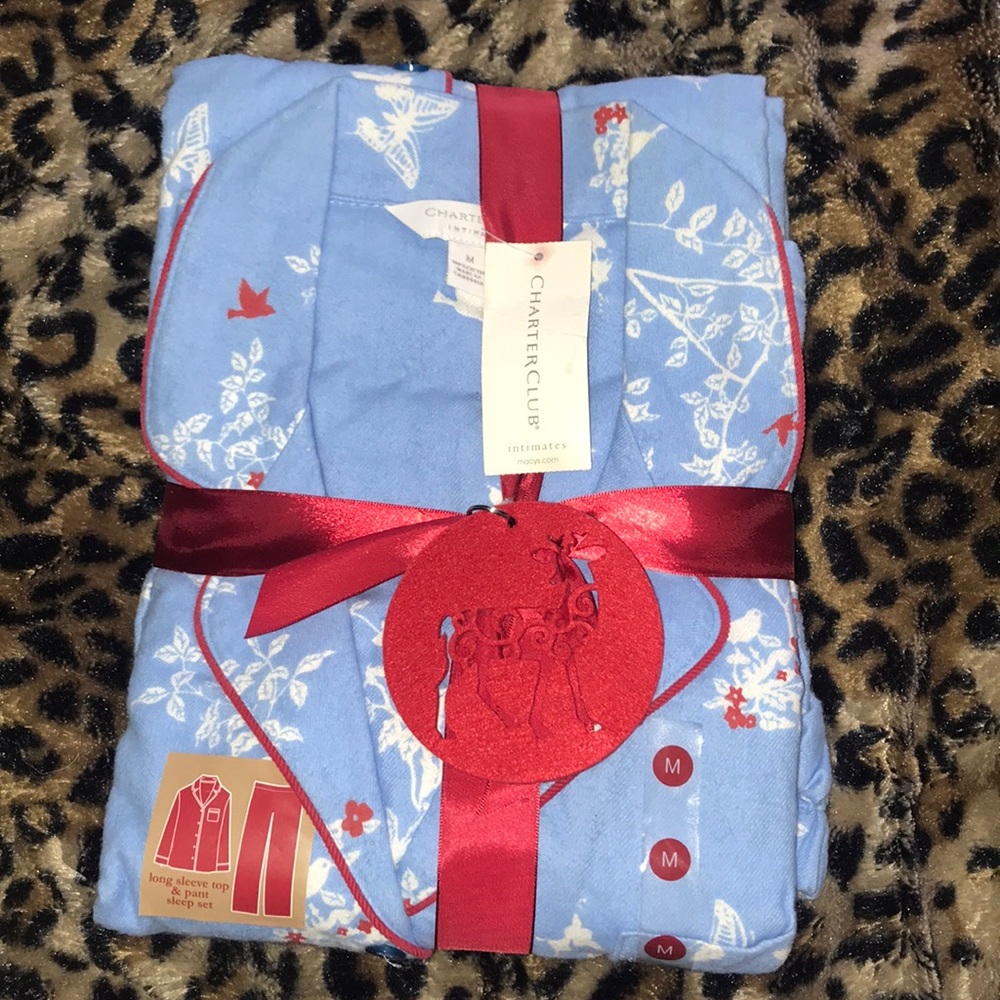 Charter club by Macy’s 2-piece pajama set